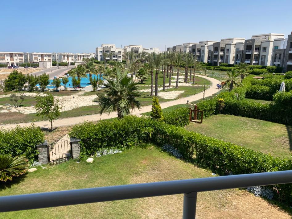 Chalet Sea & pool View in Amwaj